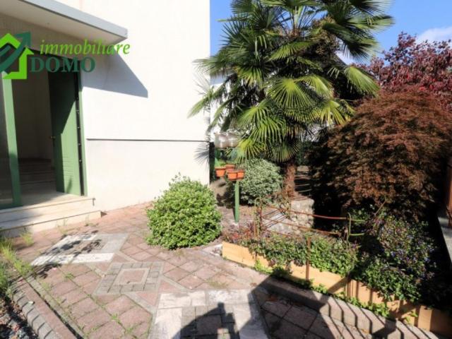 Appartamento in affitto a Schio via Borgosesia, arredato, giardino privato, terrazzo TrovaCasa