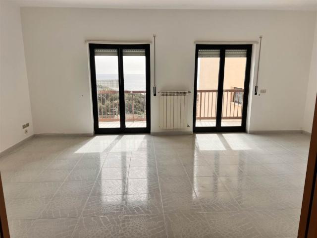 Appartamento in affitto a Sciacca via Valverde 9, riscaldamento autonomo, vista mare, ascensore TrovaCasa