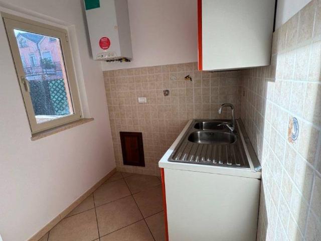 Appartamento in affitto a Scoppito AQ