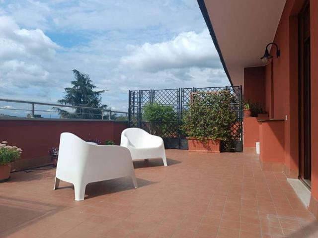 Appartamento in affitto a Segrate MI