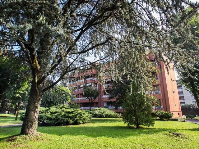 Appartamento in affitto a Segrate via delle Regioni, 9, arredato, terrazzo, doppia esposizione TrovaCasa
