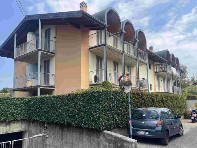 Appartamento in affitto a Sesto Calende VA