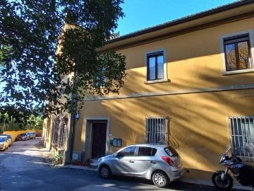 Appartamento in affitto a Sesto Fiorentino FI