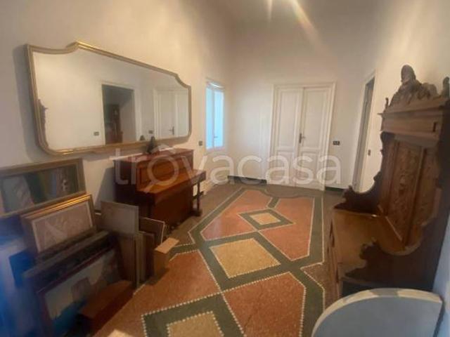 Appartamento in affitto a Sestri Levante piazza Repubblica