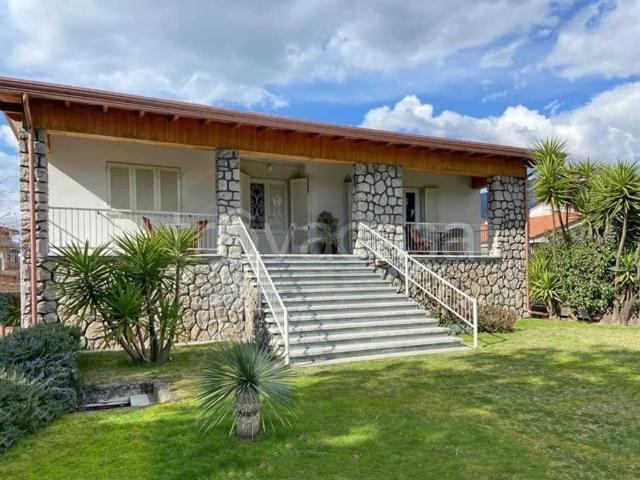 Appartamento in affitto a Seravezza via Luigi Pirandello, 239, giardino, posto auto, terrazzo TrovaCasa