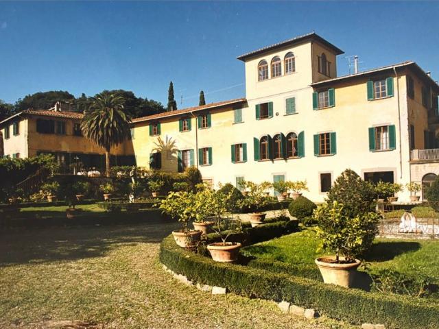 Appartamento in affitto a Signa FI