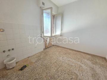 Appartamento in affitto a Signa via 20 Settembre, non arredato/vuoto, terrazzo, ascensore TrovaCasa