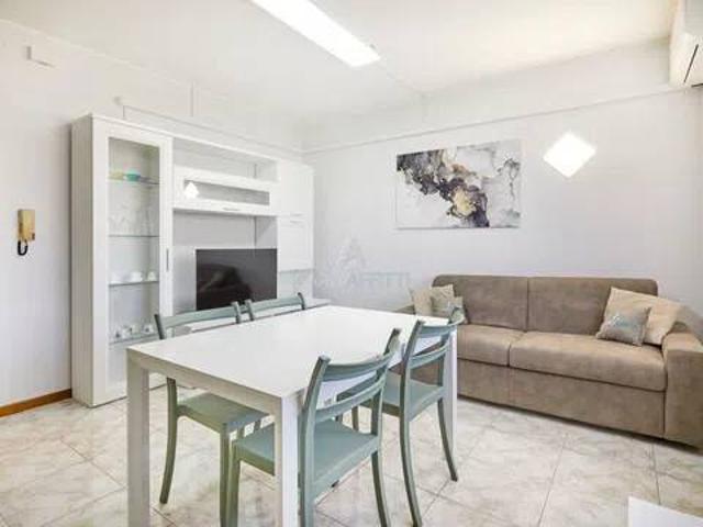Appartamento in affitto a Sirmione BS