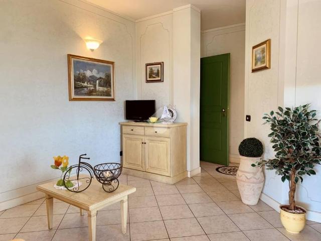 Appartamento in affitto a Sirmione BS