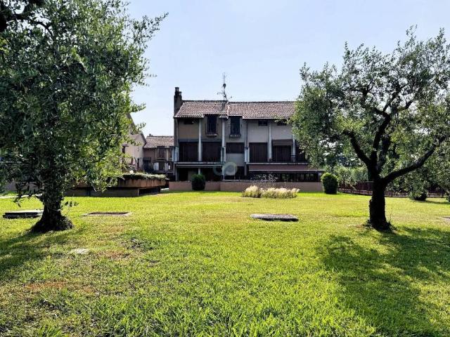 Appartamento in affitto a Sirmione BS