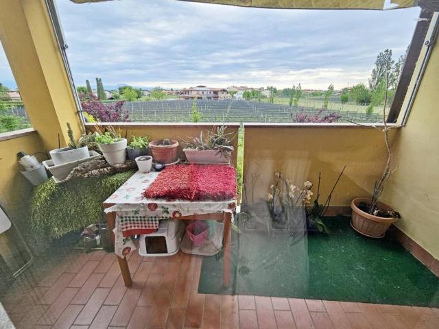 Appartamento in affitto a Sirmione via Alcide De Gasperi, arredato, box, terrazzo TrovaCasa