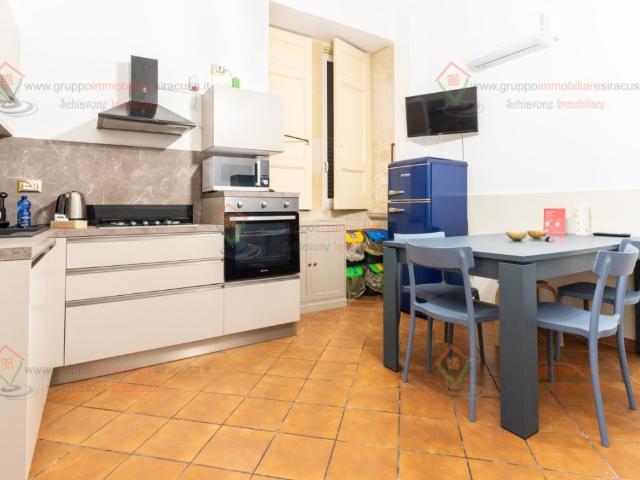 Appartamento in affitto a Siracusa, arredato, buono stato, sala da pranzo TrovaCasa