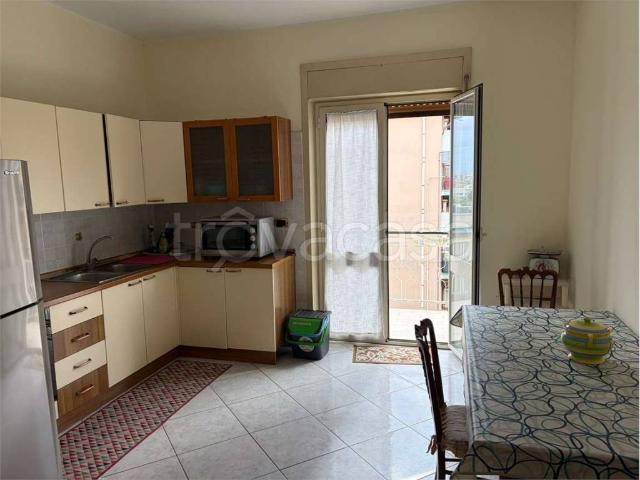 Appartamento in affitto a Siracusa via Sebastiano Olivieri, arredato, lavanderia, balcone TrovaCasa