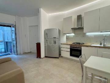 Appartamento in affitto a Siracusa largo Due Giugno, 13, arredato, lavanderia, balcone TrovaCasa