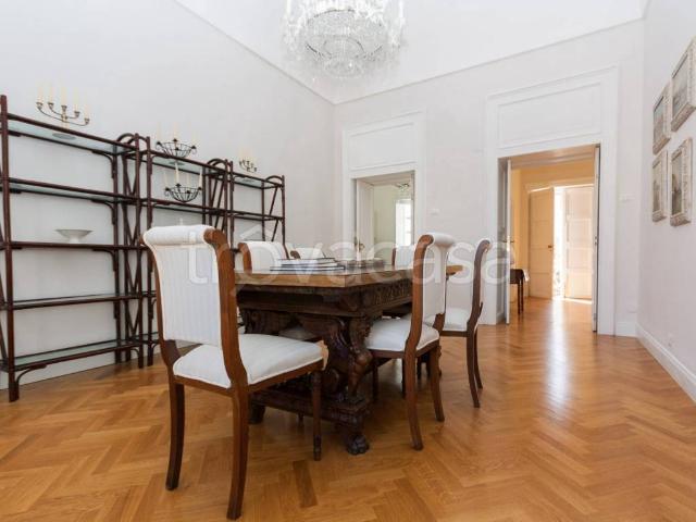 Appartamento in affitto a Siracusa piazza Archimede, arredato, terrazzo, immobile di prestigio TrovaCasa