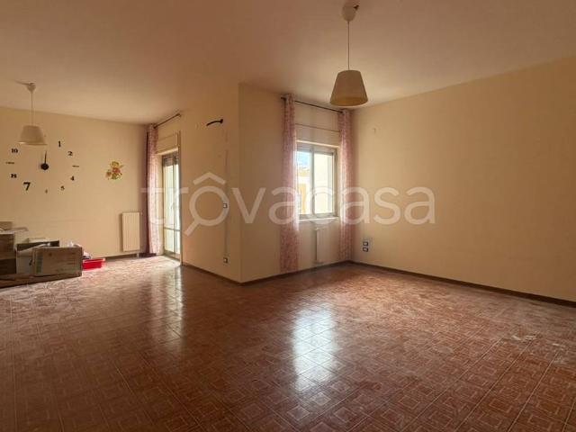 Appartamento in affitto a Siracusa ronco a Via Filippo Juvara, non arredato/vuoto, balcone, cucina abitabile TrovaCasa