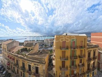 Appartamento in affitto a Siracusa via Tripoli, arredato, riscaldamento autonomo, vista panoramica TrovaCasa