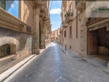 Appartamento in affitto a Siracusa via della Maestranza, 116, arredato, posto auto, terrazzo TrovaCasa