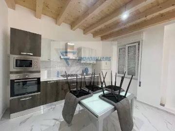 Appartamento in affitto a Siracusa via Plebiscito, non arredato/vuoto, arredato, box TrovaCasa