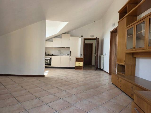 Appartamento in affitto a Sorisole BG