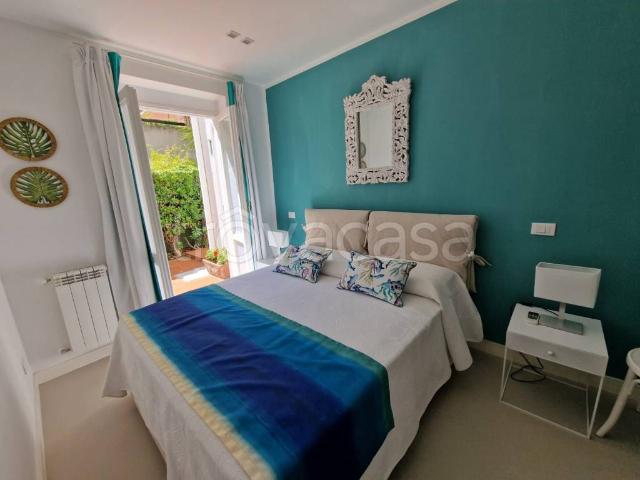 Appartamento in affitto a Sorrento, arredato, giardino privato, piscina TrovaCasa