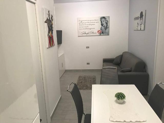 Appartamento in affitto a Soverato CZ