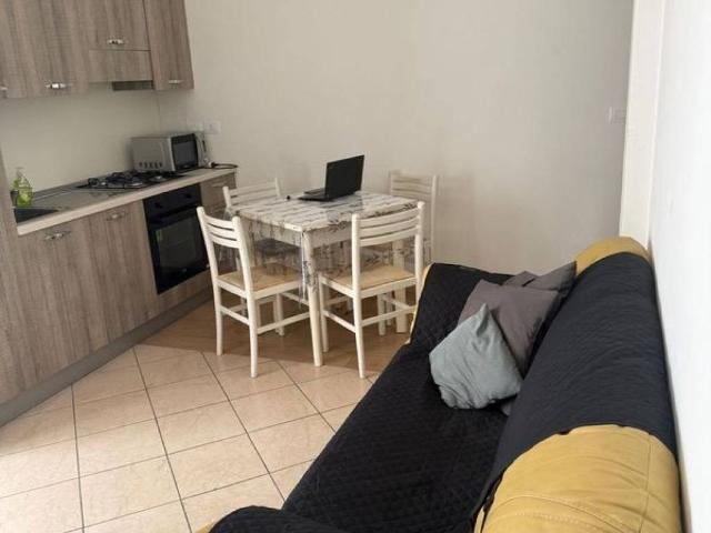 Appartamento in affitto a Soverato CZ