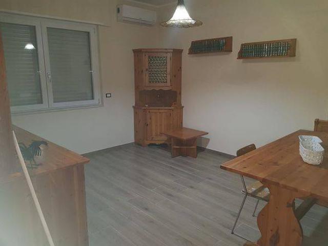 Appartamento in affitto a Soverato CZ