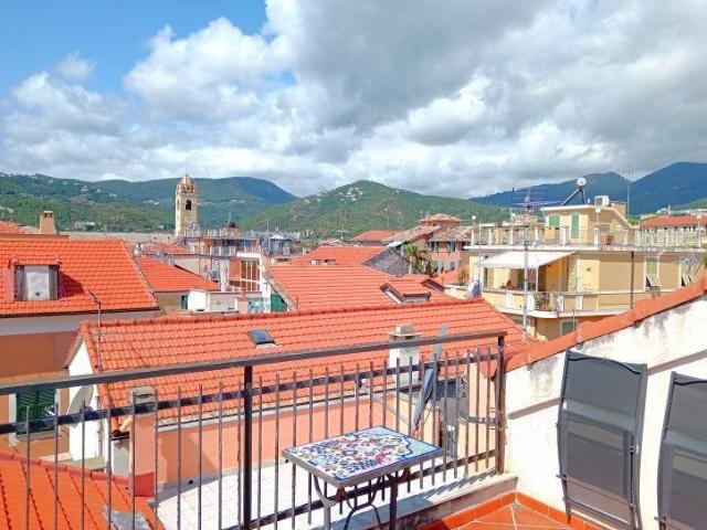 Appartamento in affitto a Spotorno SV