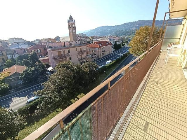 Appartamento in affitto a Spotorno SV
