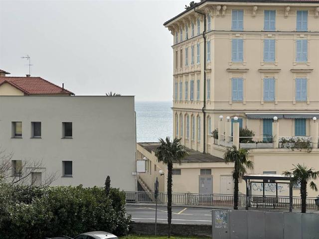 Appartamento in affitto a Spotorno SV