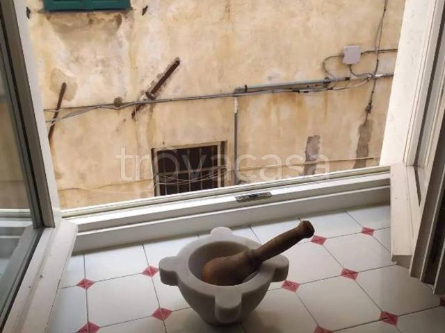 Appartamento in affitto a Spotorno via Giuseppe Garibaldi, arredato, terrazzo, riscaldamento autonomo TrovaCasa