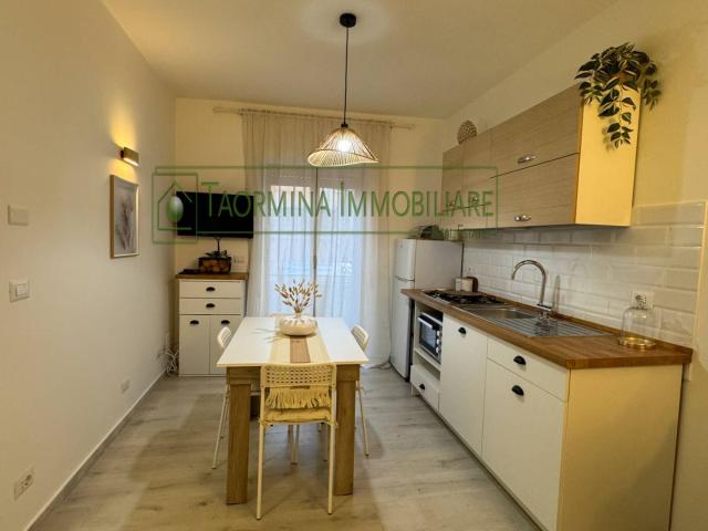 Appartamento in affitto a Taormina, Mazzeo