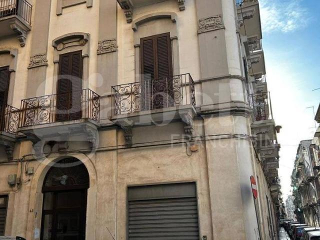Appartamento in affitto a Taranto TA