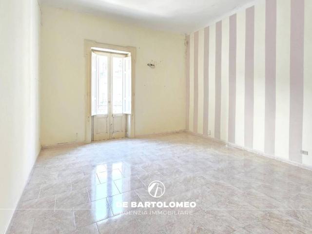 Appartamento in affitto a Taranto TA