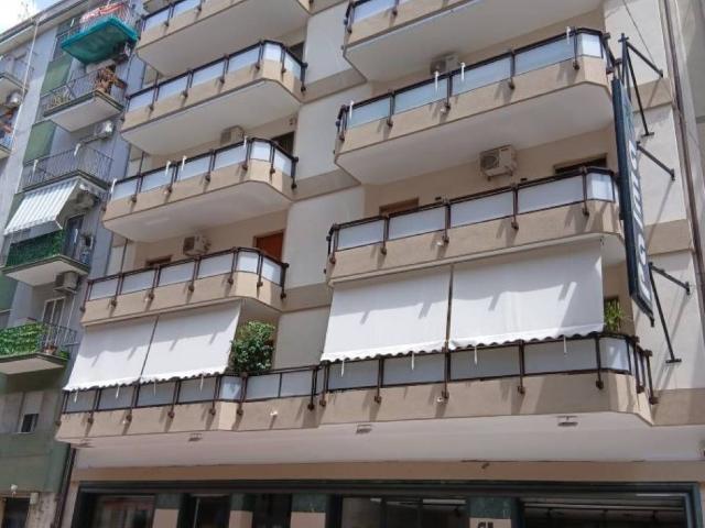 Appartamento in affitto a Taranto TA