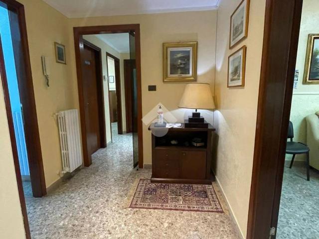 Appartamento in affitto a Taranto via Veneto, 111, arredato, studio TrovaCasa