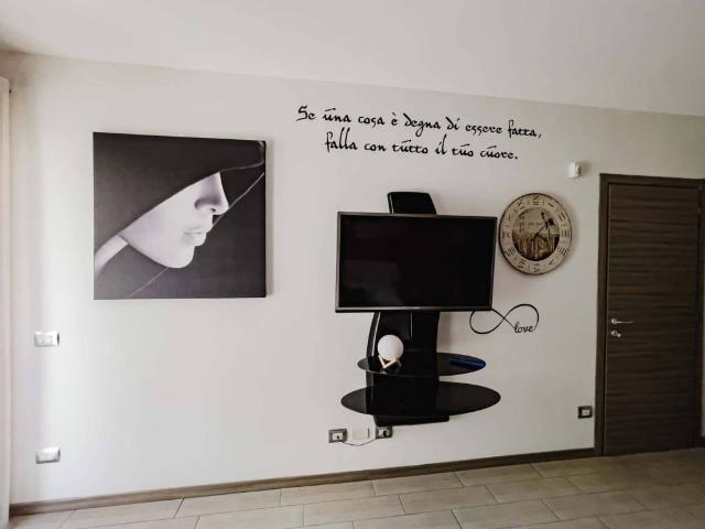 Appartamento in affitto a Tavernerio CO