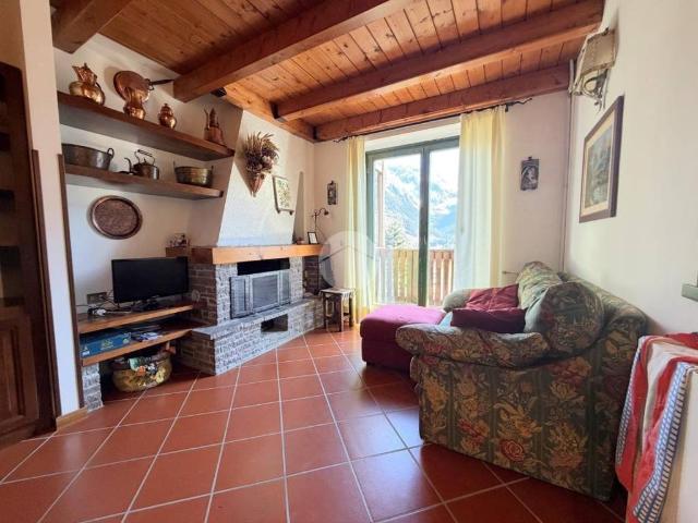 Appartamento in affitto a Temù via Guglielmo Marconi, 47, arredato, box, terrazzo TrovaCasa