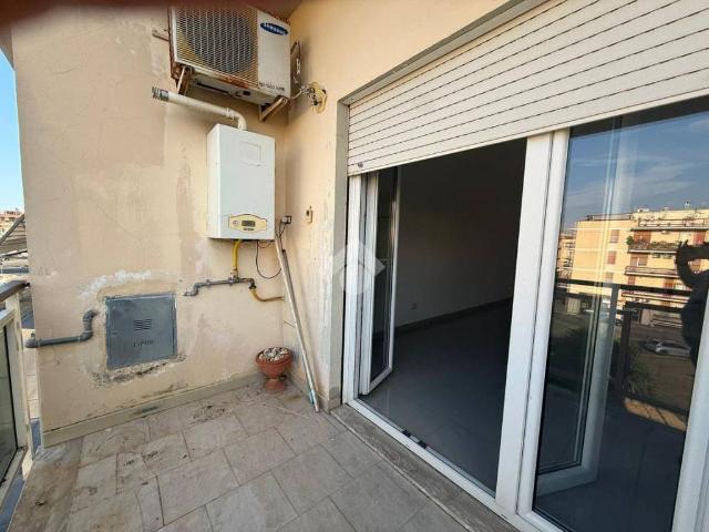 Appartamento in affitto a Terracina via Domenico Ricci, 4, non arredato/vuoto, vista panoramica, ascensore TrovaCasa