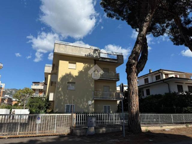 Appartamento in affitto a Terracina LT