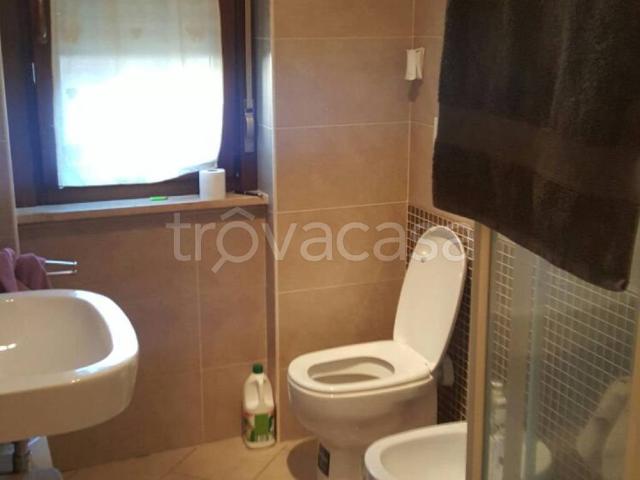 Appartamento in affitto a Tivoli via Archigene, arredato, ascensore, zona servita TrovaCasa