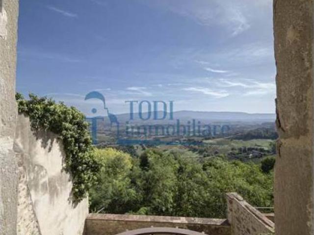 Appartamento in affitto a Todi PG