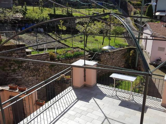 Appartamento in affitto a Torno CO
