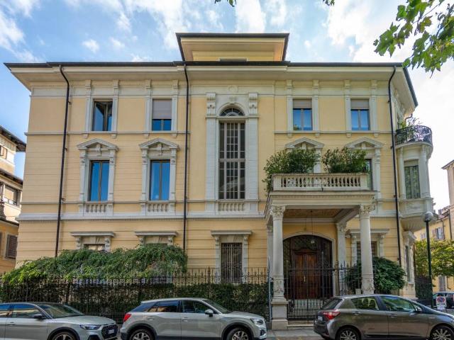 Appartamento in affitto a Torino TO