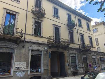 Appartamento in affitto a Torino TO
