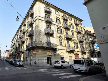 Appartamento in affitto a Torino TO