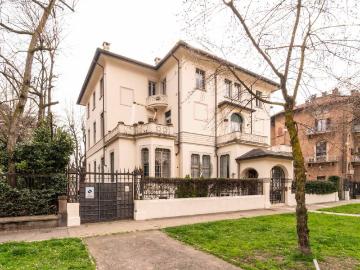 Appartamento in affitto a Torino TO