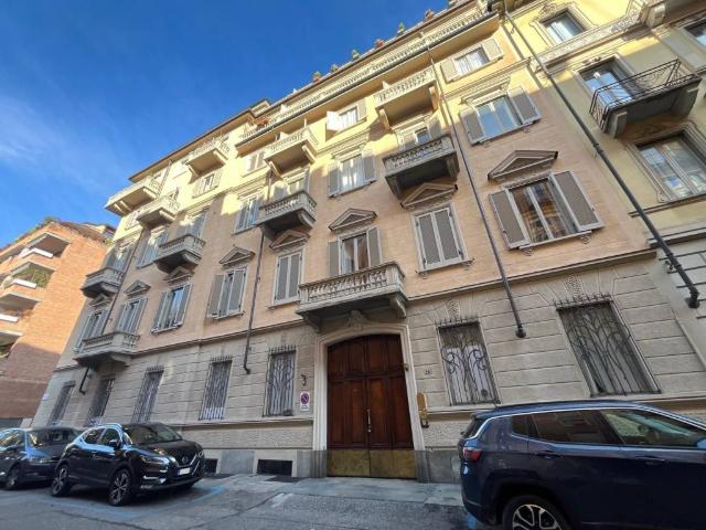 Appartamento in affitto a Torino TO