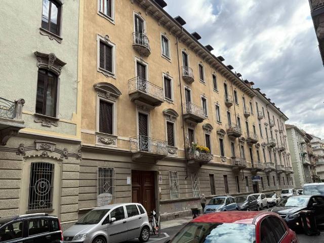 Appartamento in affitto a Torino TO